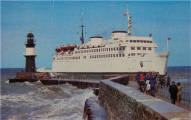 Sommer: Warnemünde - Gedser (DK), Winter: Königslinie, Sassnitz - Trelleborg (S)